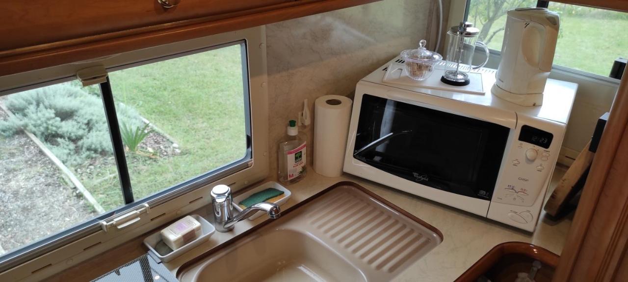 Charmant camping-car à la campagne Labessiere-Candeil Exterior foto